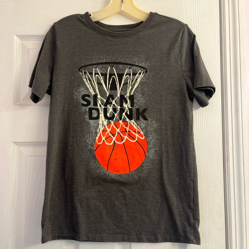 Cat & Jack Boys Distressed Slam Dunk Gray T-Shirt XL Size 16